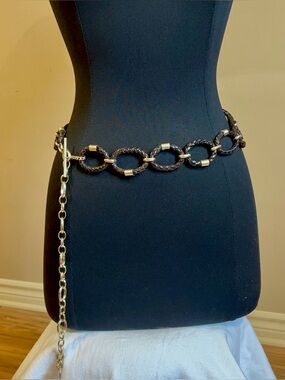 Liz Claiborne Braided Leather & Gold Link Belt